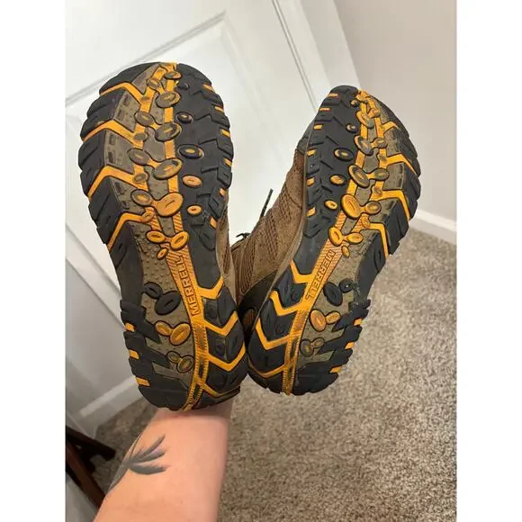 Merrell Men’s Moab 3 Mid Waterproof Hiking Boots Brown Size 11.5 Trail Outdoor